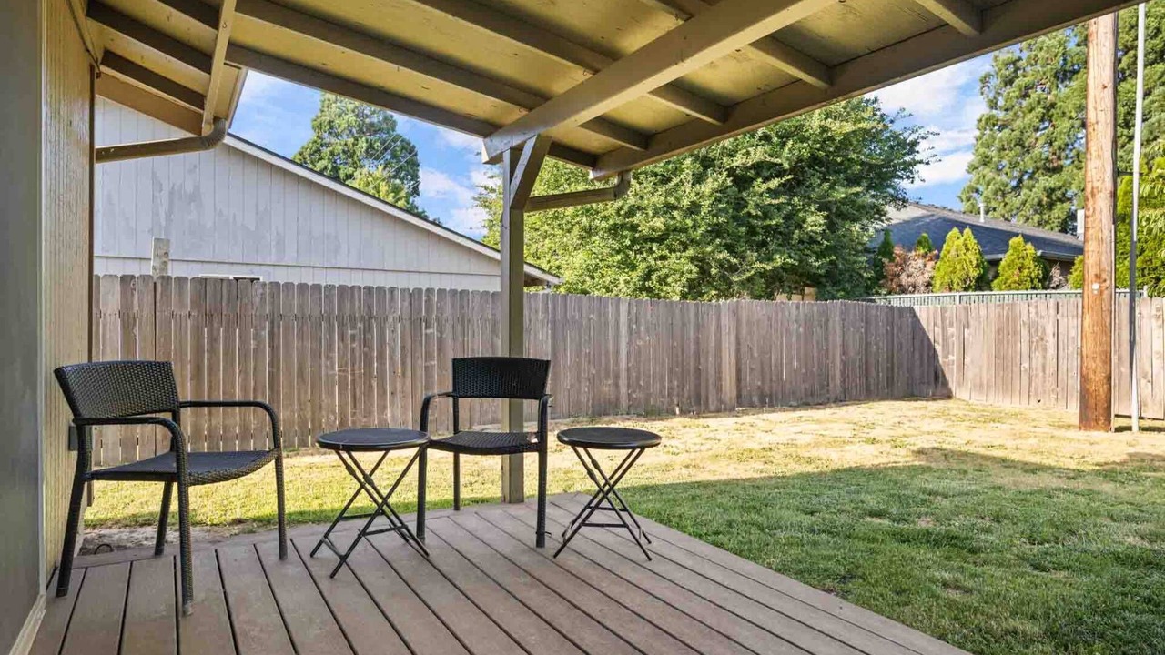 Photo of Patio Balcony in West Salem
