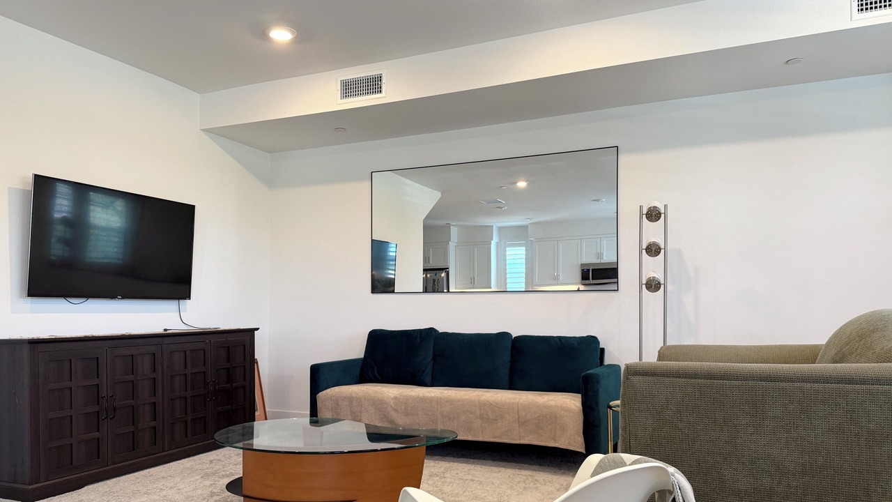 Photo of Livingroom in Northwest Anaheim
