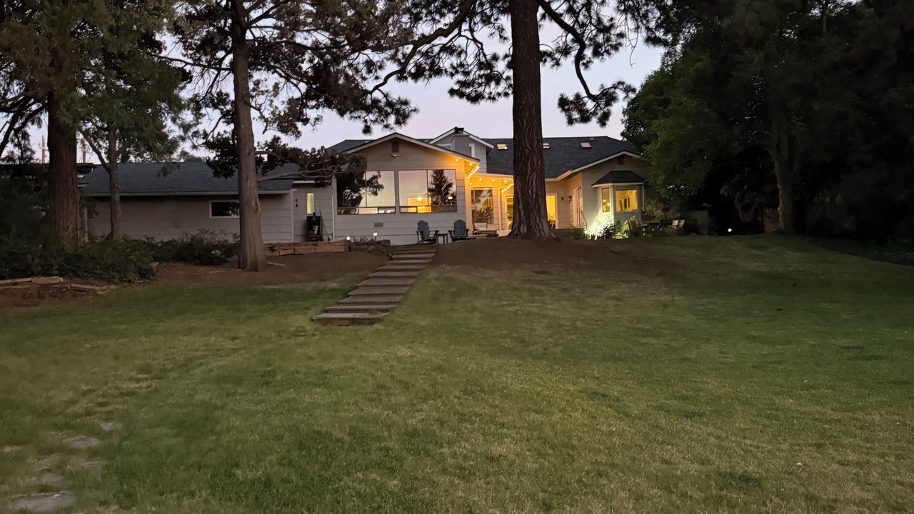 Photo of Outdoor in Orchard District