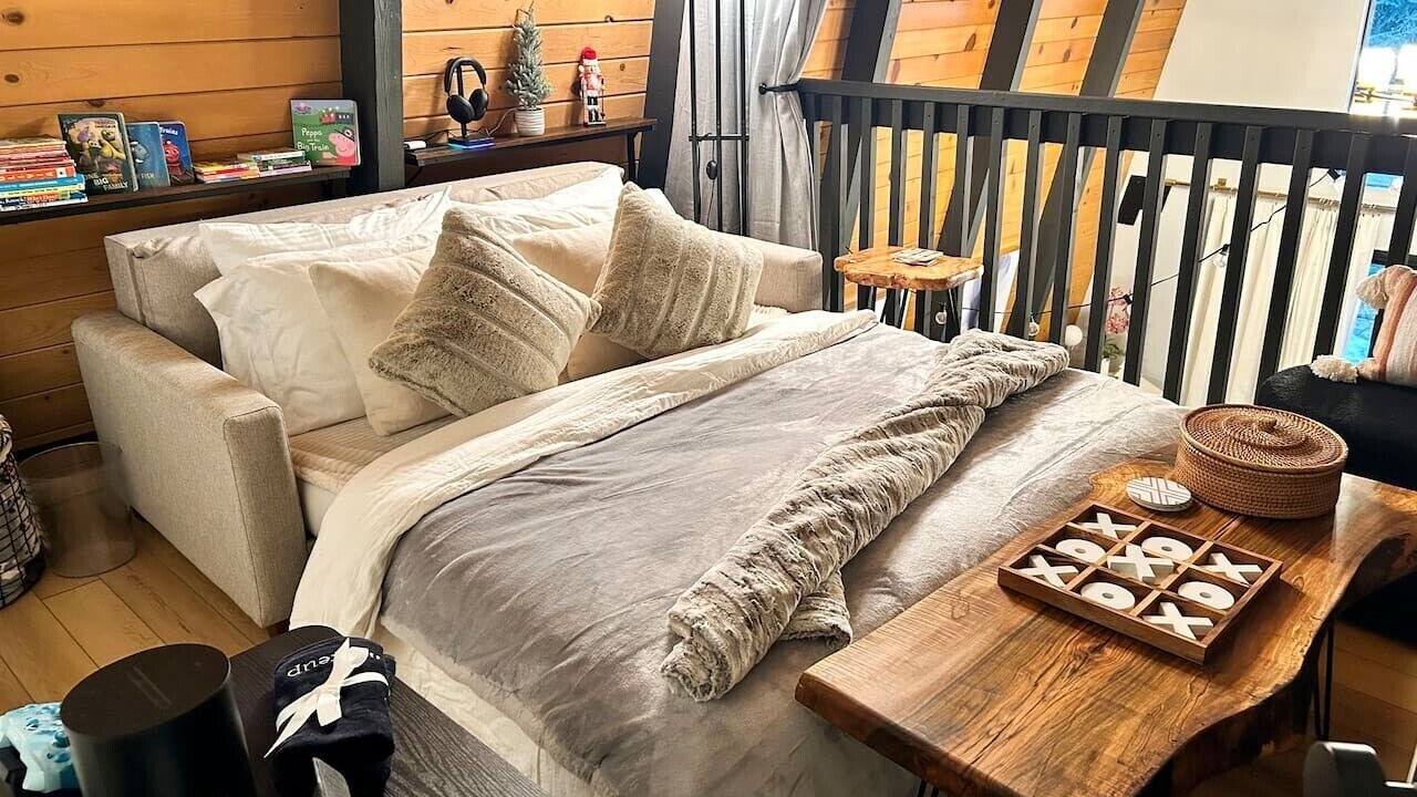 Photo of Bedroom in Summit Estates