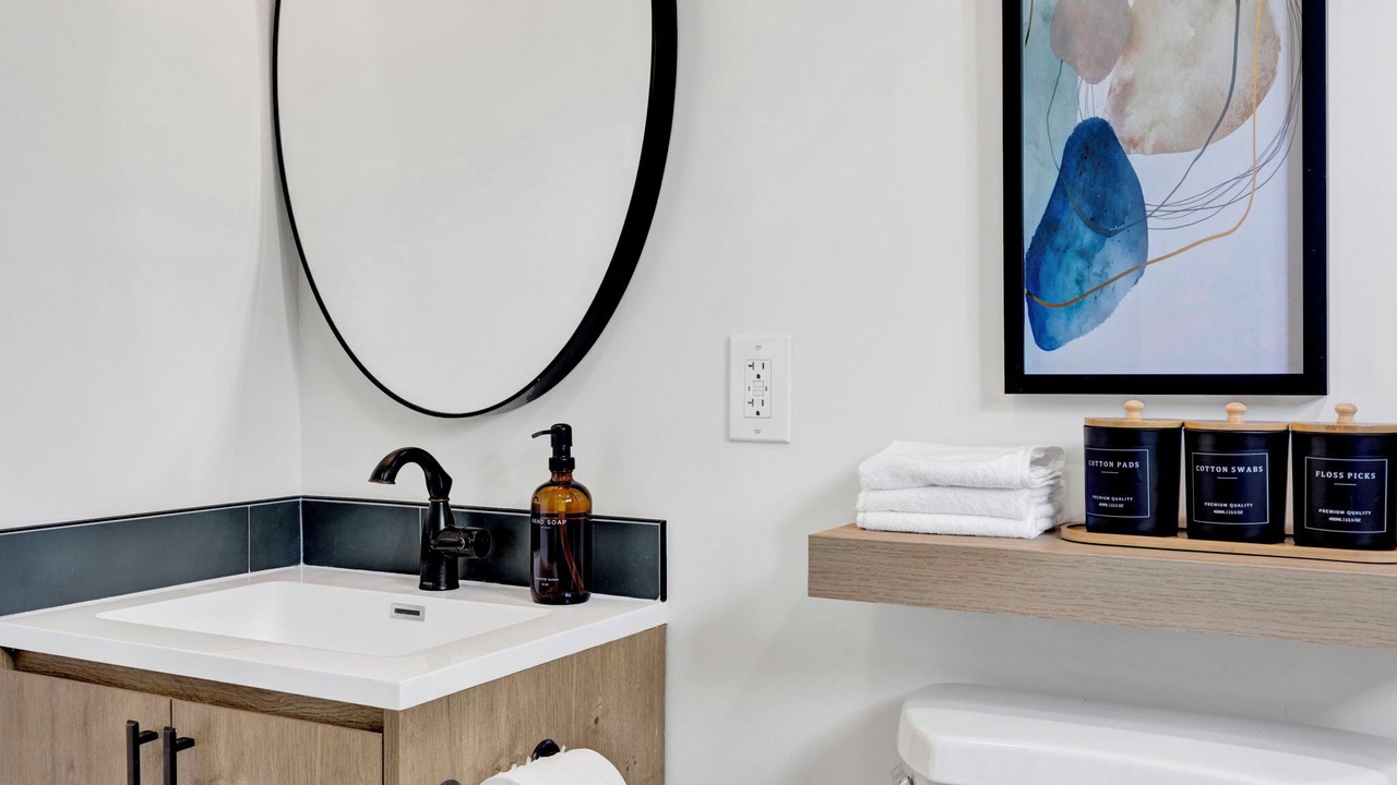 Photo of Bathroom in Adams Hill