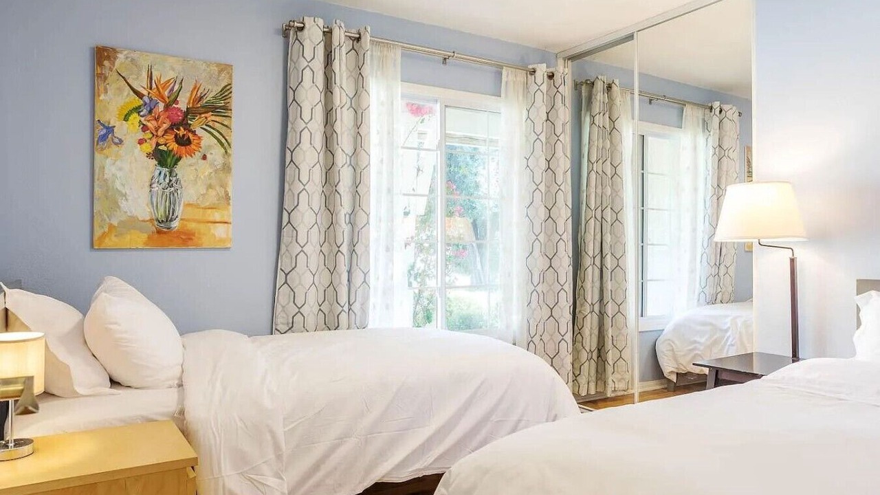 Photo of Bedroom in Porter Ranch