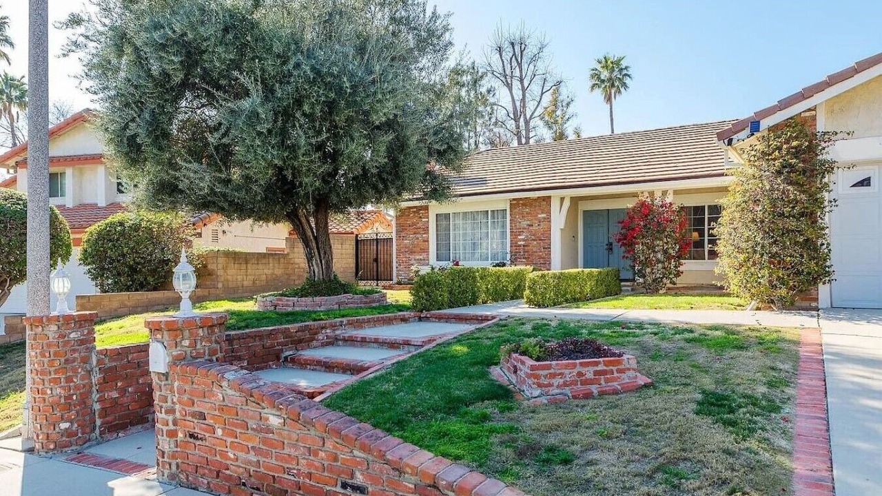Photo of Outdoor in Porter Ranch