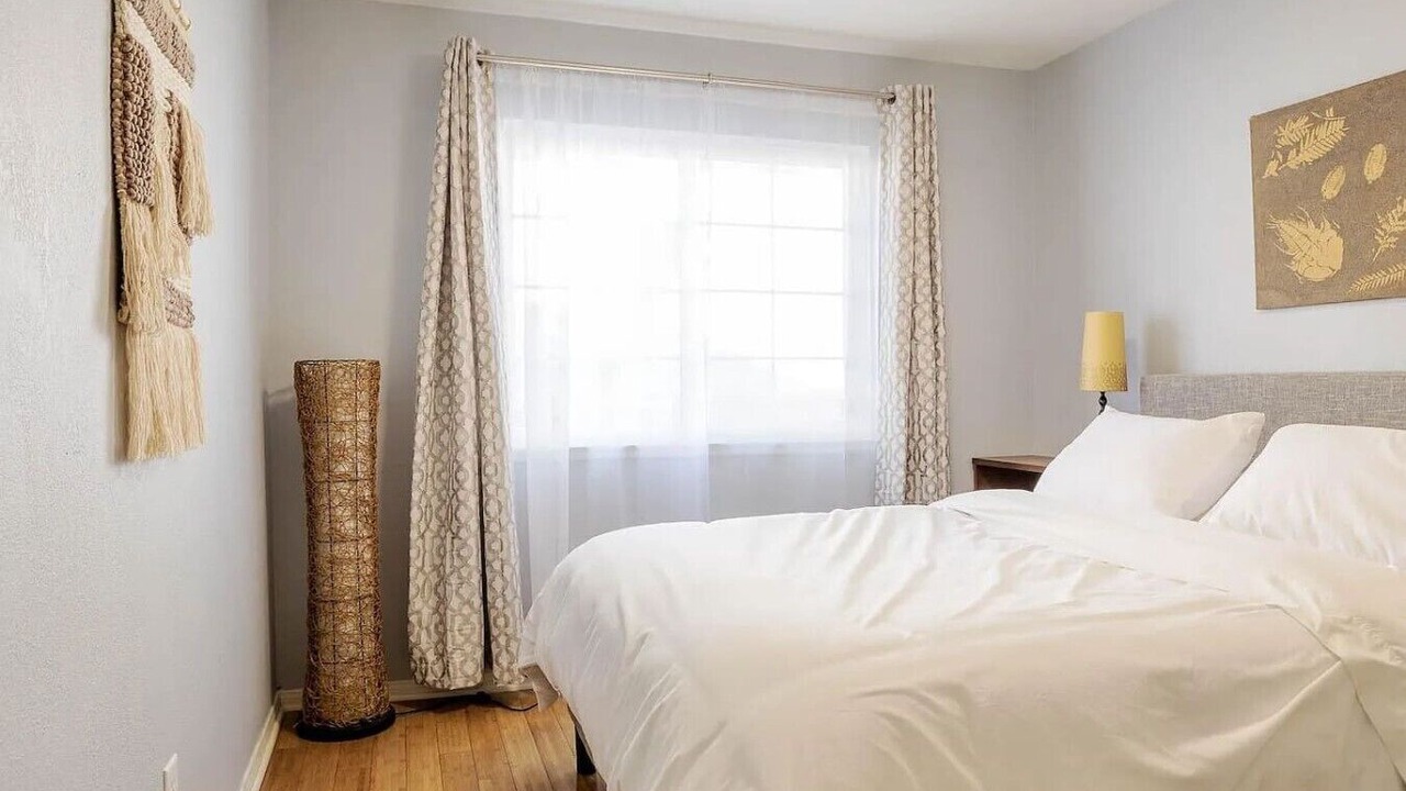 Photo of Bedroom in Porter Ranch