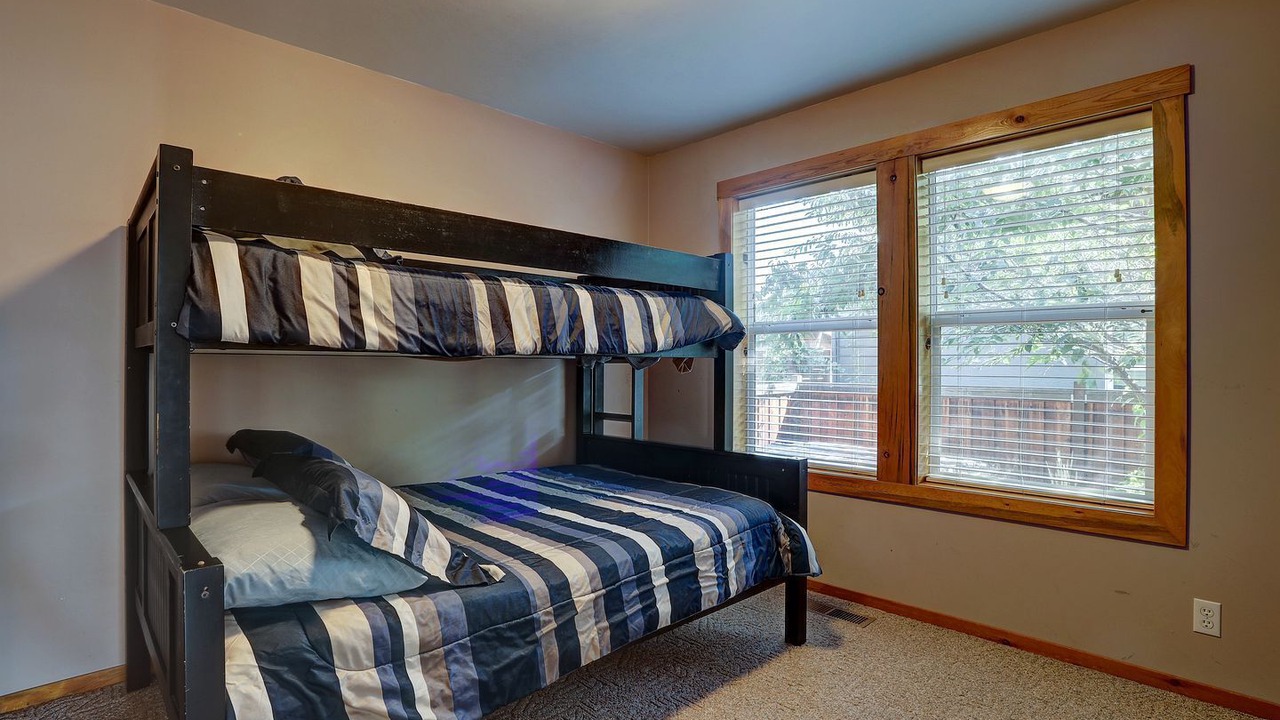 Photo of Bedroom in River West