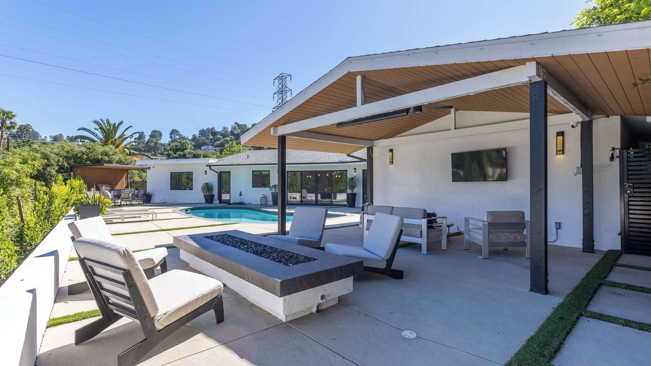 Photo of Patio Balcony in Studio City