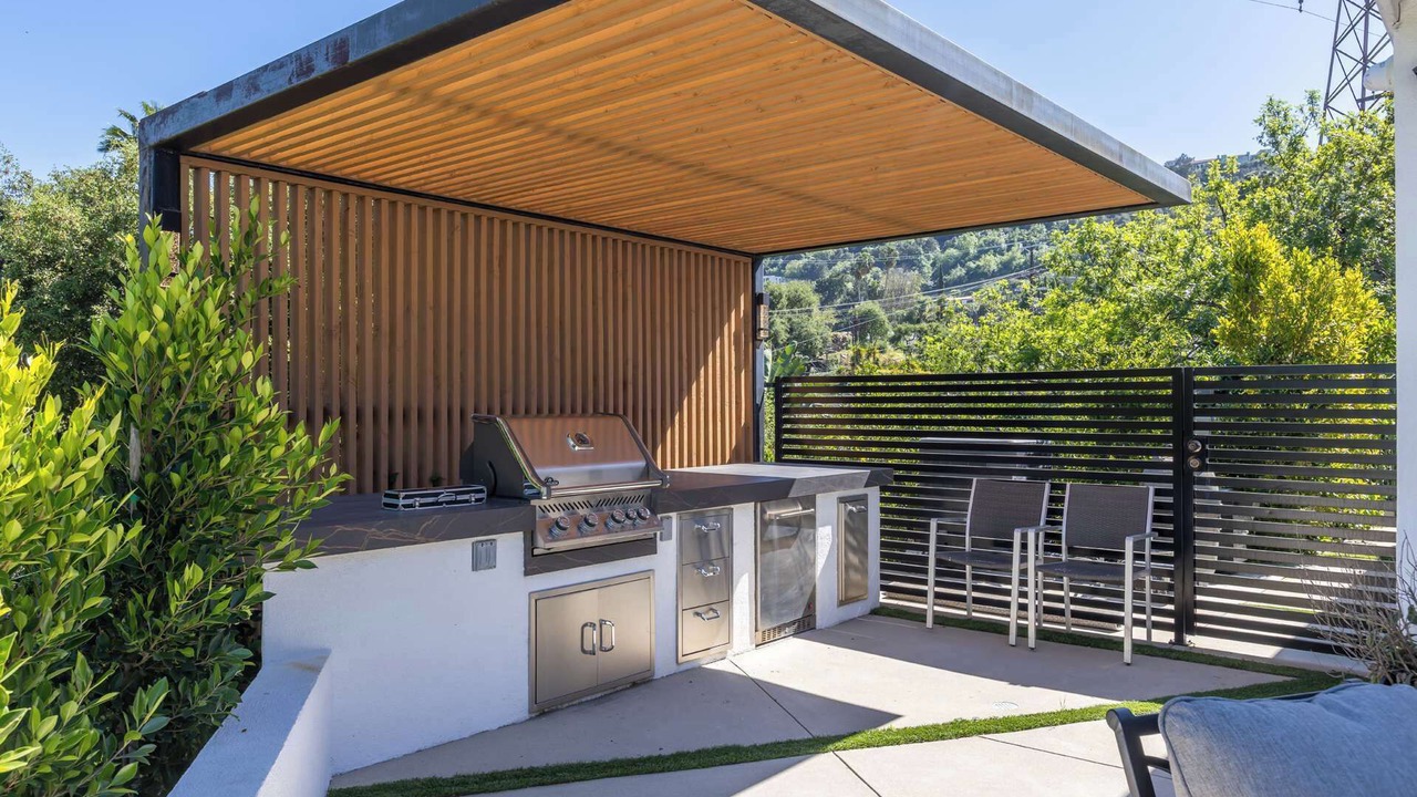 Photo of Patio Balcony in Studio City