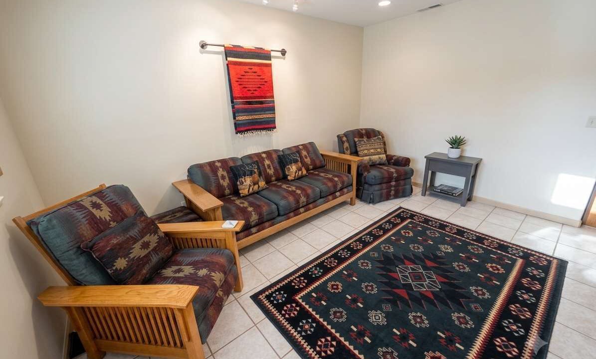 Photo of Livingroom in Enterprise