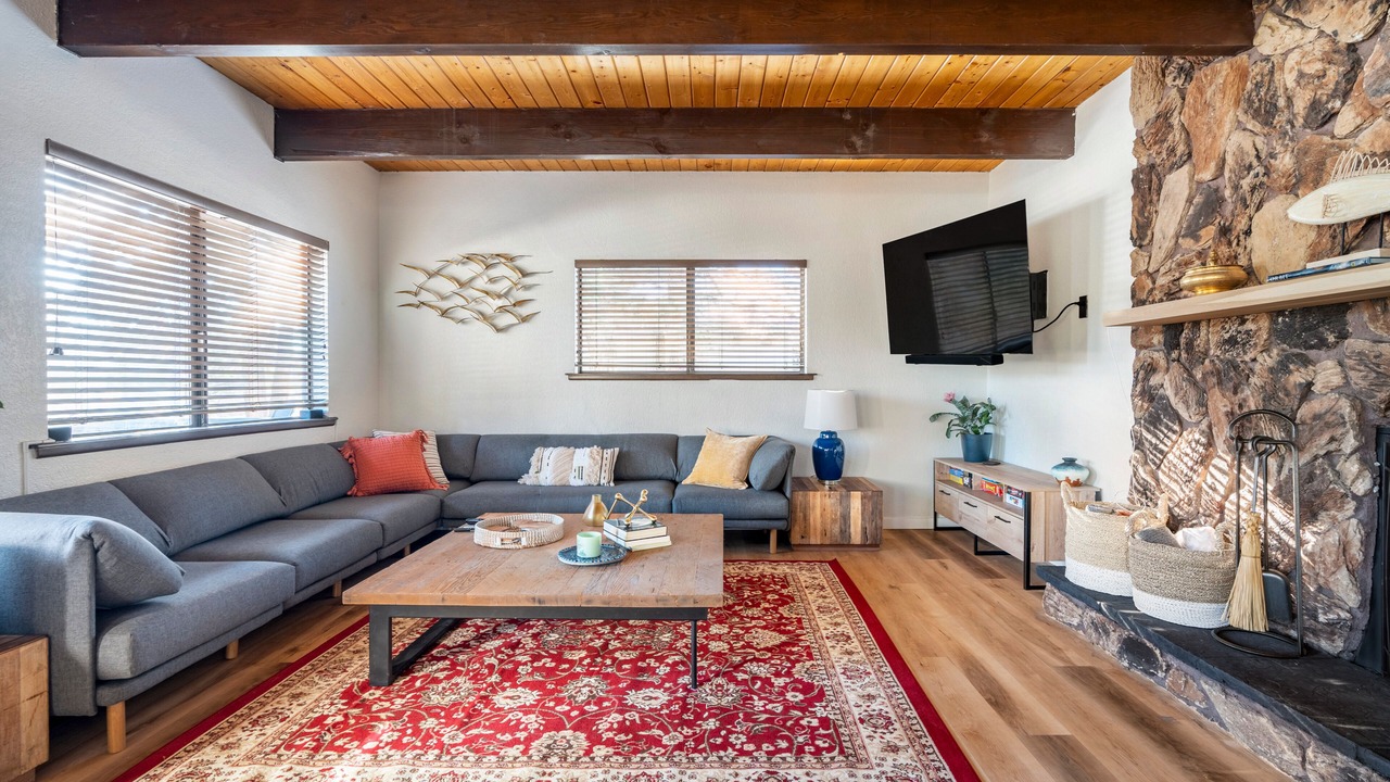 Photo of Livingroom in Whispering Forest