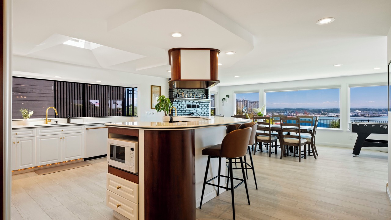Photo of Kitchen in Northeast Tacoma