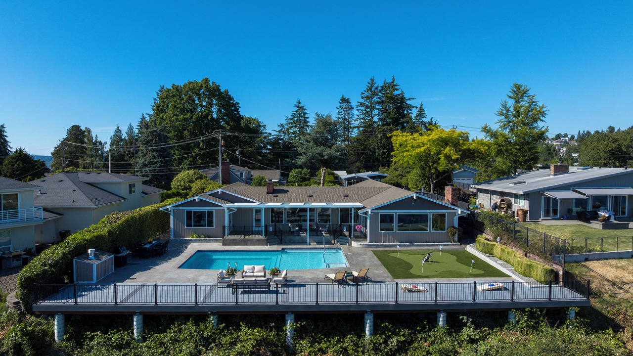 Photo of Outdoor in Northeast Tacoma