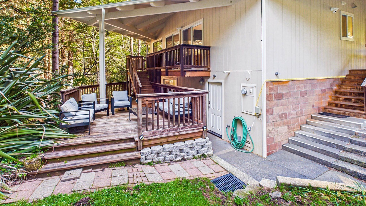 Photo of Patio Balcony in Shelter Cove