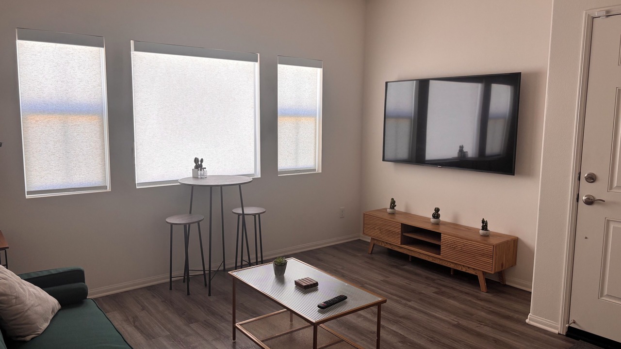 Photo of Livingroom in Victorville