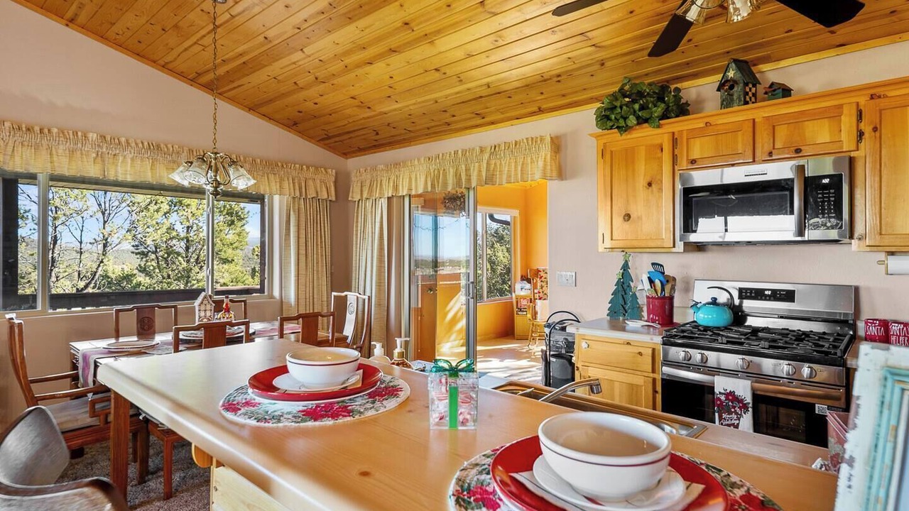 Photo of Kitchen in Springerville