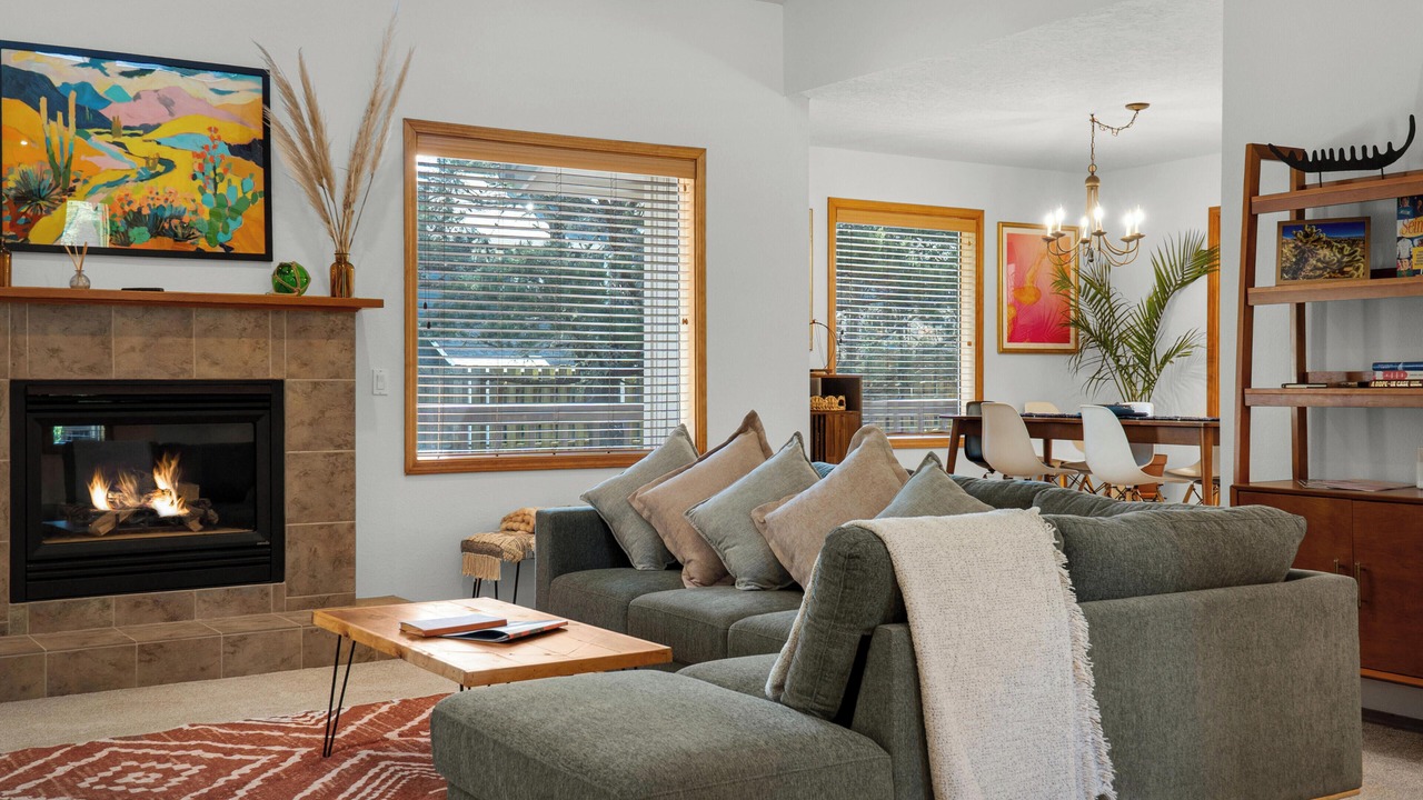 Photo of Livingroom in Surf Pines