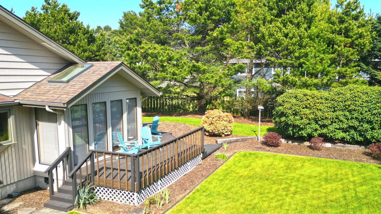 Photo of Outdoor in Surf Pines