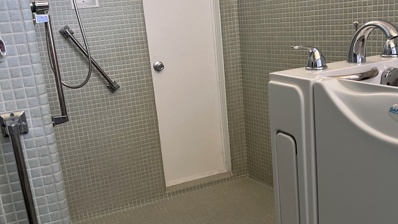 Photo of Bathroom in Woodland