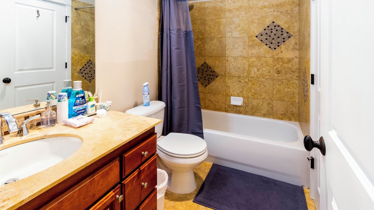 Photo of Bathroom in East Queen Anne