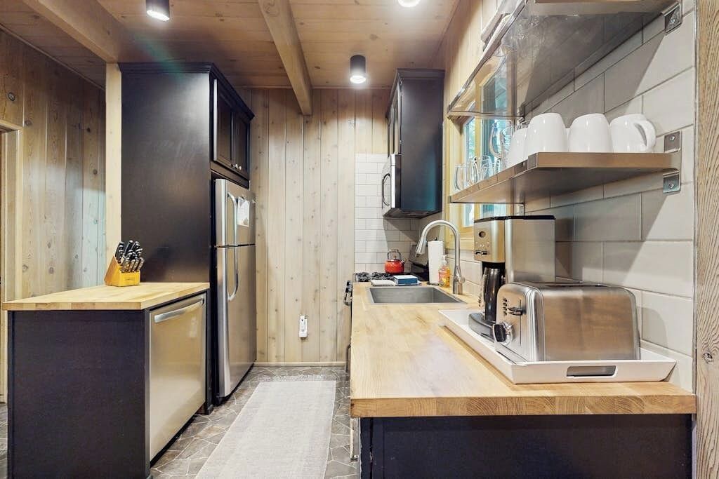 Photo of Kitchen in Arrowhead Villas