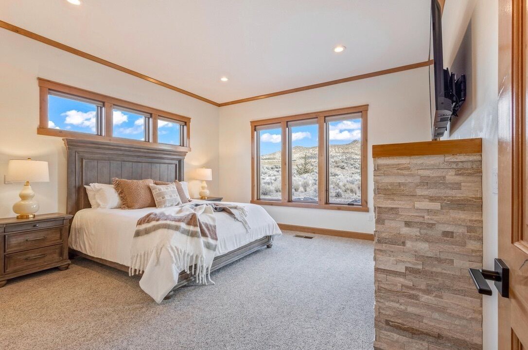 Photo of Bedroom in Powell Butte