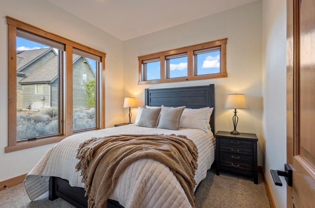 Photo of Bedroom in Powell Butte