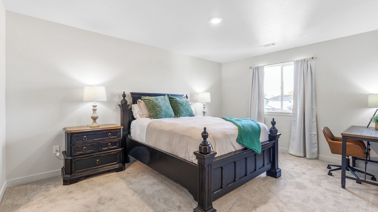 Photo of Bedroom in Hermiston