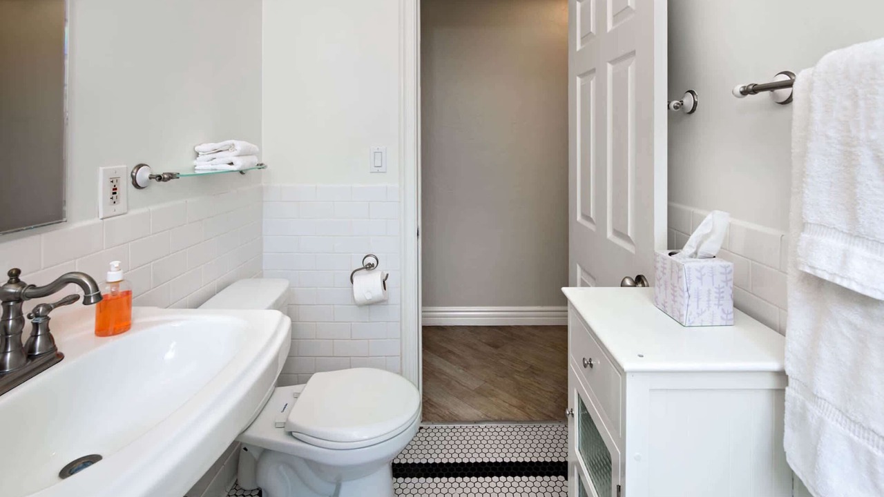 Photo of Bathroom in Old Towne