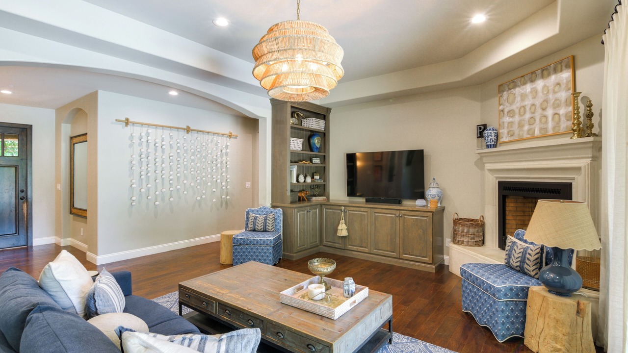 Photo of Livingroom in Chico