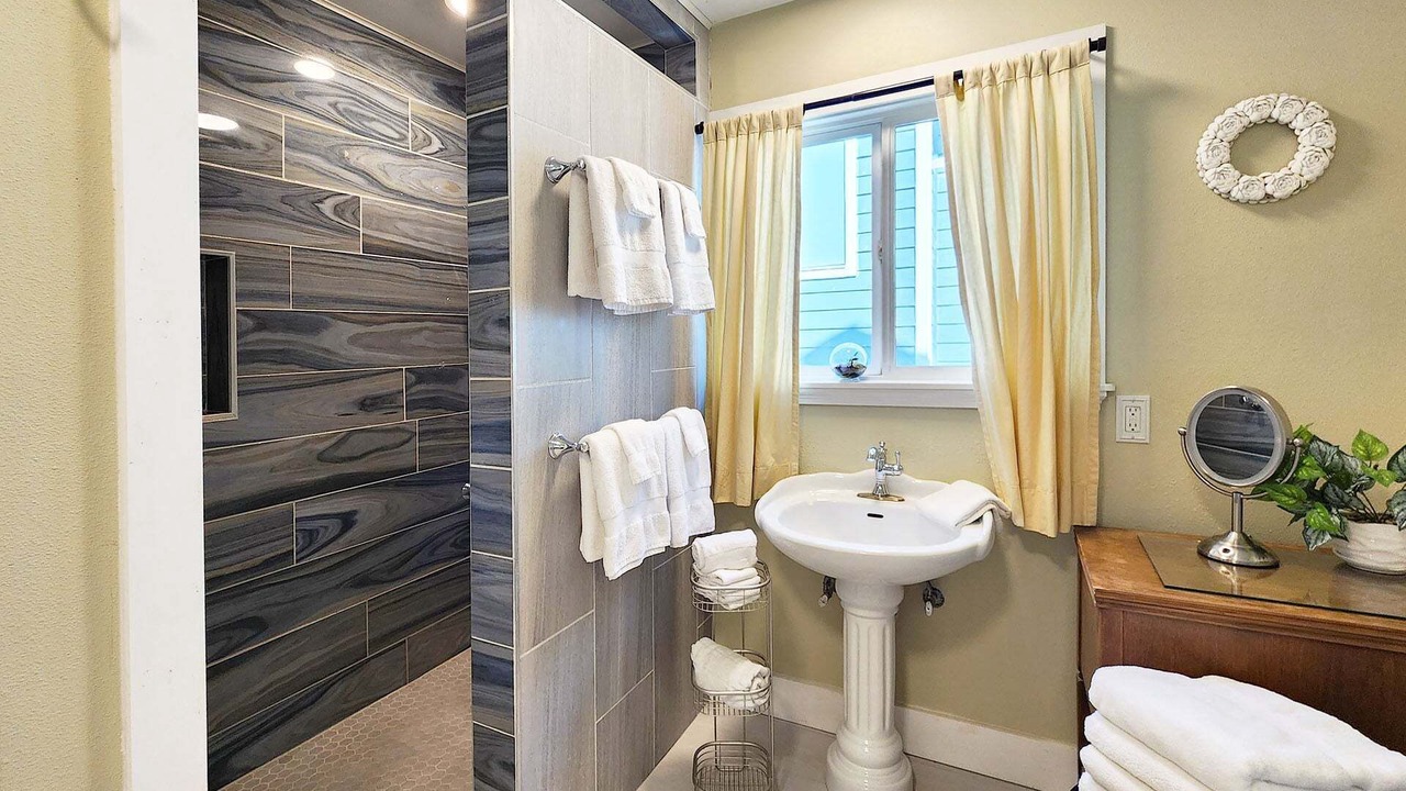 Photo of Bathroom in Newport
