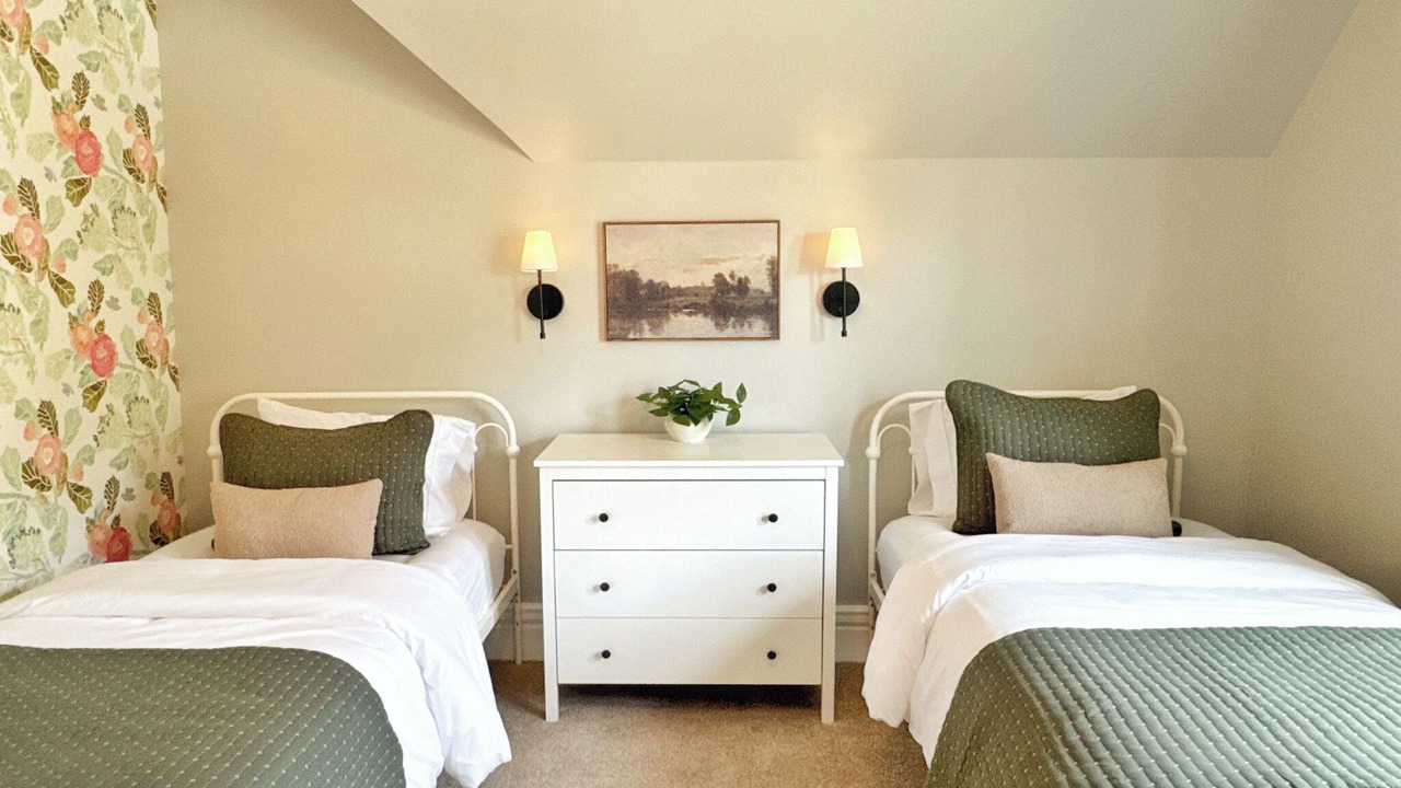 Photo of Bedroom in Clatskanie