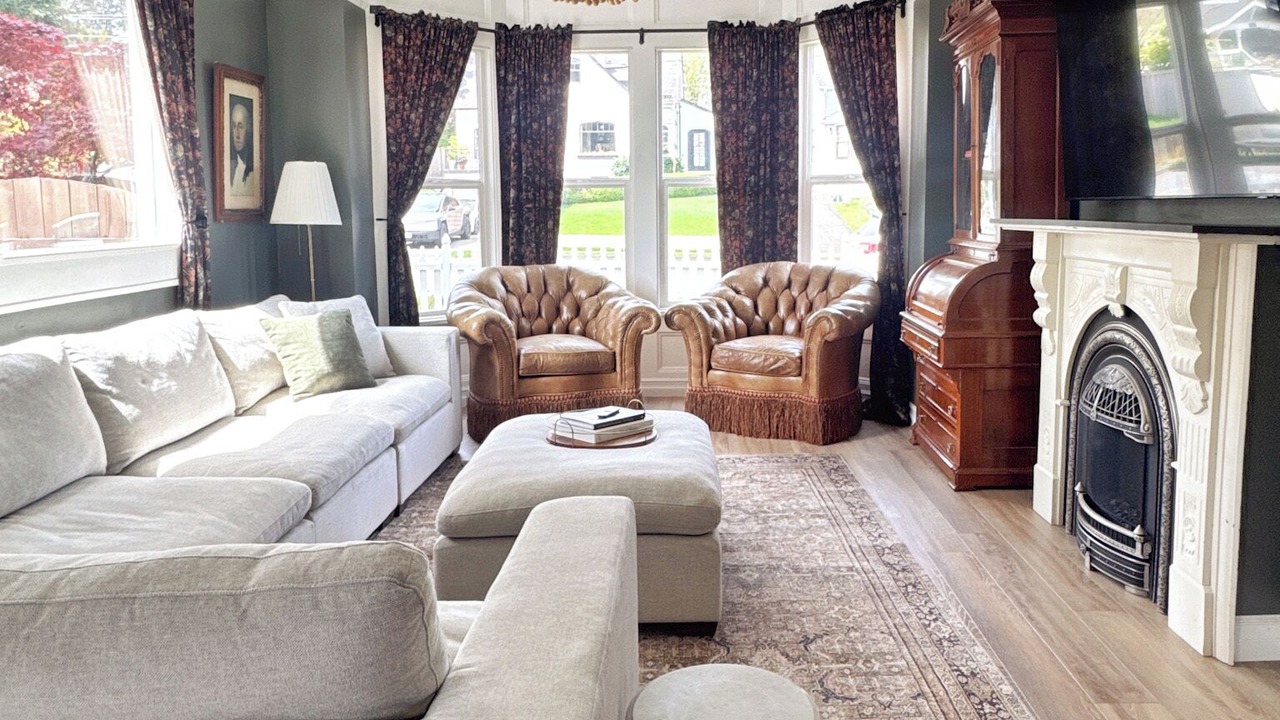 Photo of Livingroom in Clatskanie