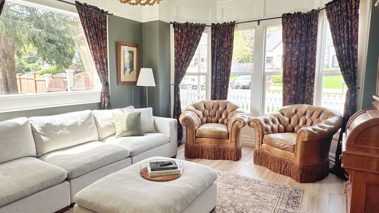 Photo of Livingroom in Clatskanie