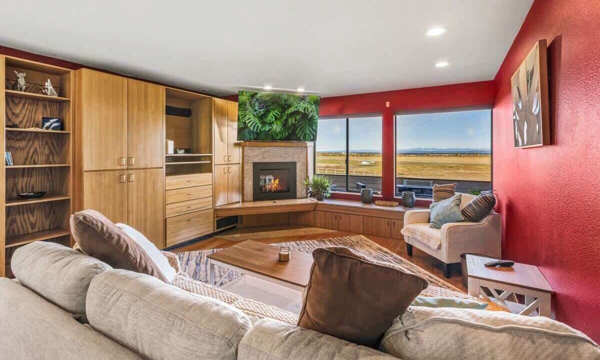 Photo of Livingroom in Westport