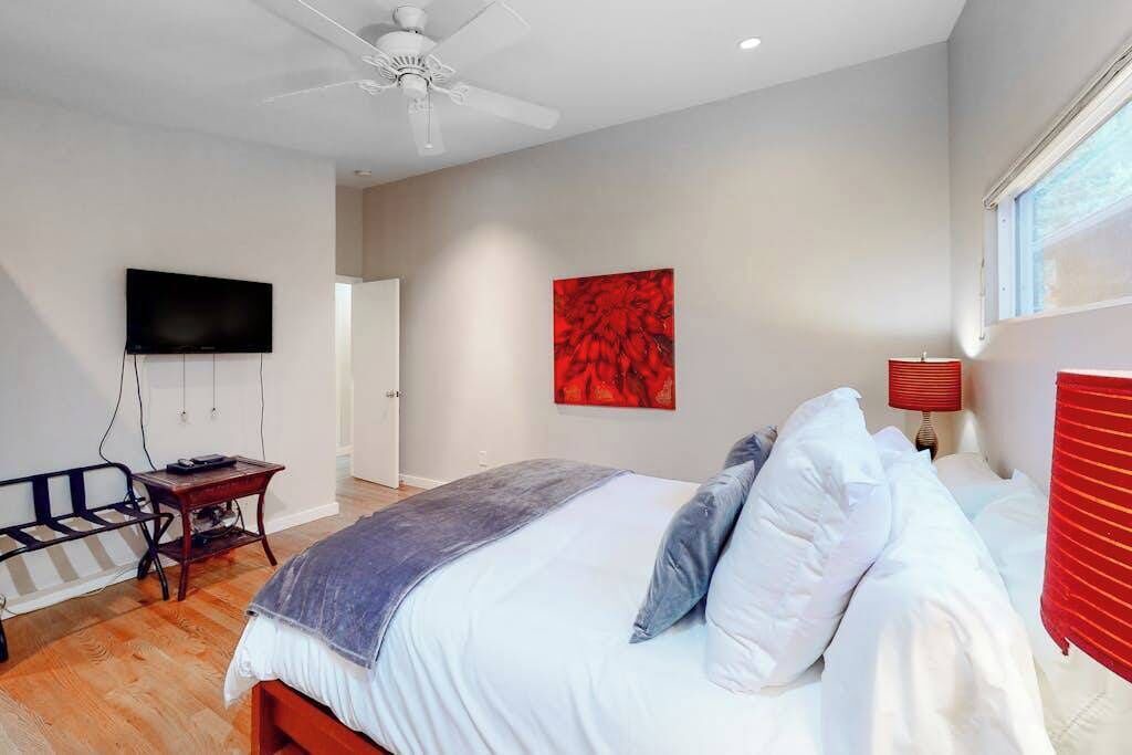 Photo of Bedroom in Rio Nido