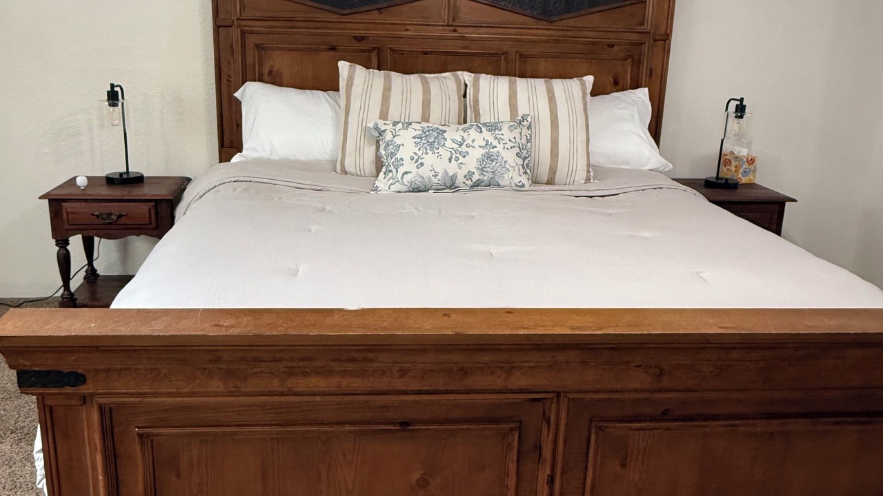 Photo of Bedroom in Klamath Falls