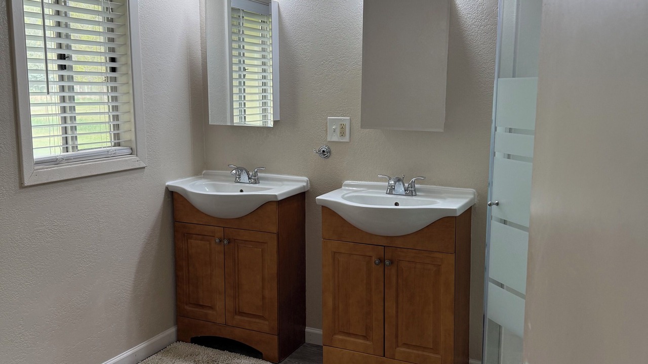 Photo of Bathroom in Klamath Falls