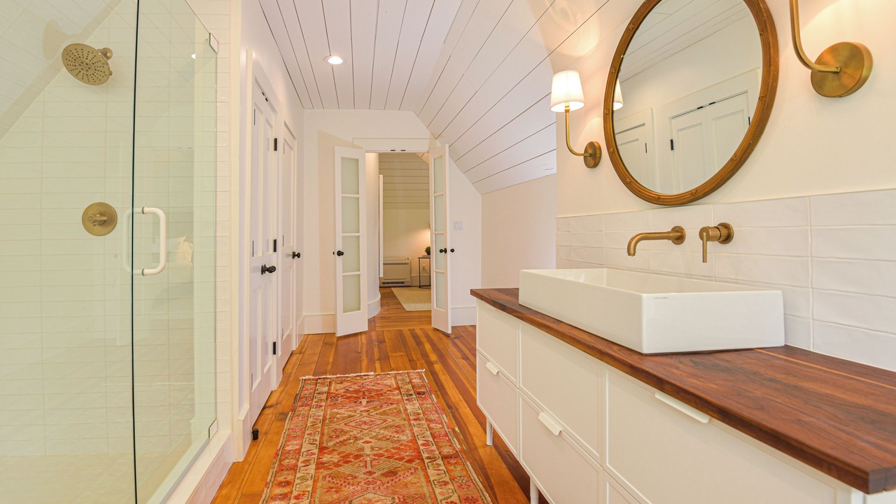 Photo of Bathroom in Jacksonville