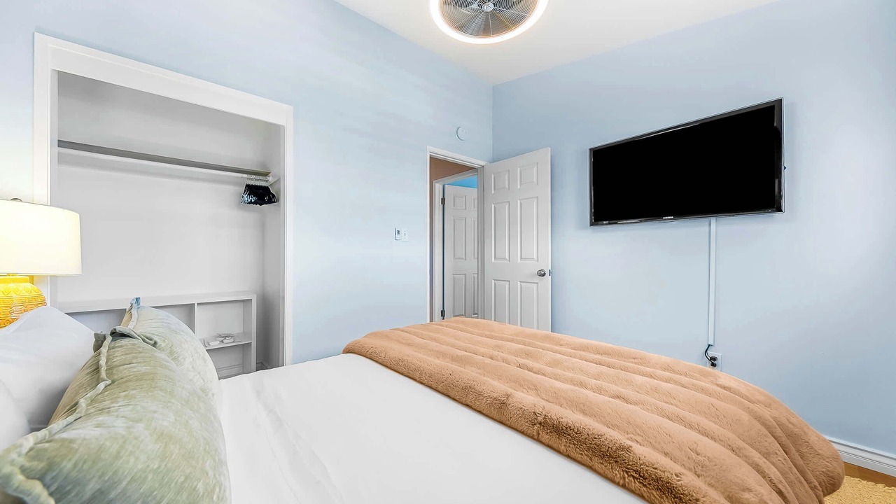 Photo of Bedroom in Bay Ho