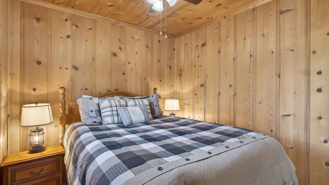 Photo of Bedroom in Black Bart