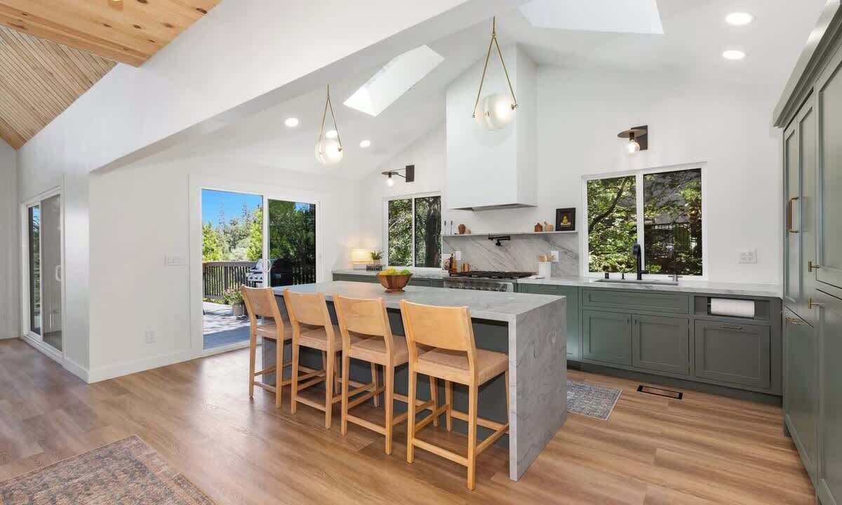 Photo of Kitchen in Cedar Glen
