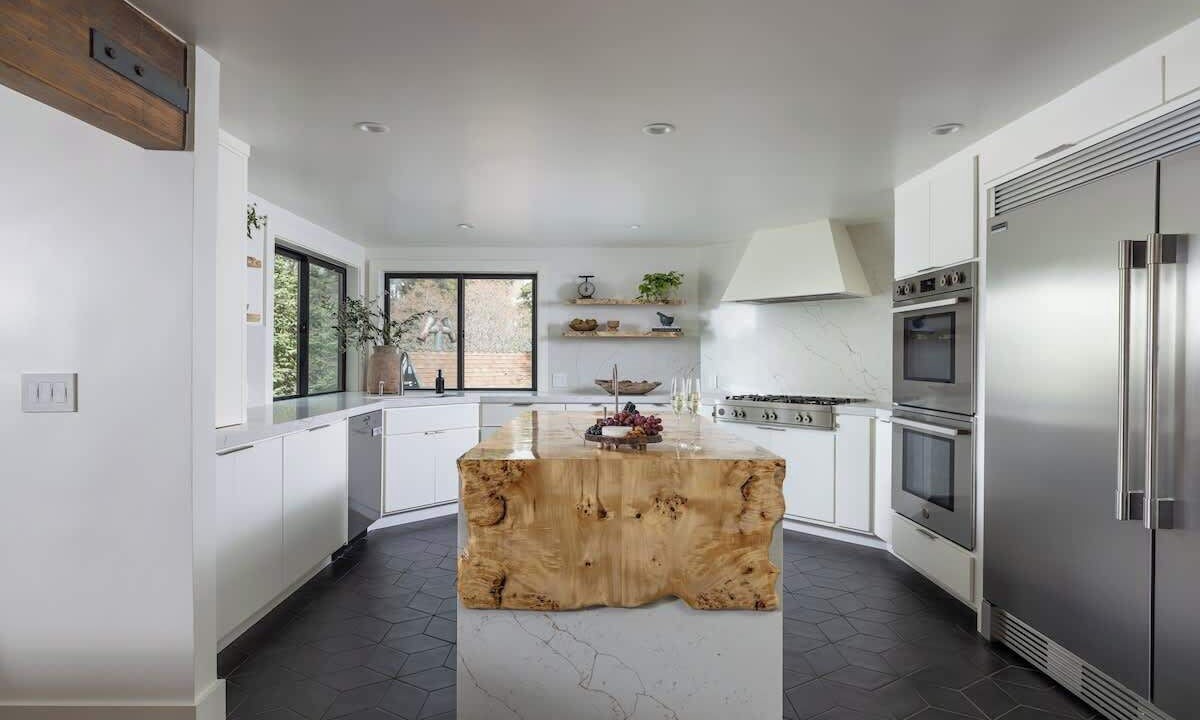 Photo of Kitchen in Cedar Glen