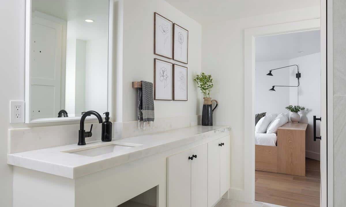 Photo of Bathroom in Cedar Glen