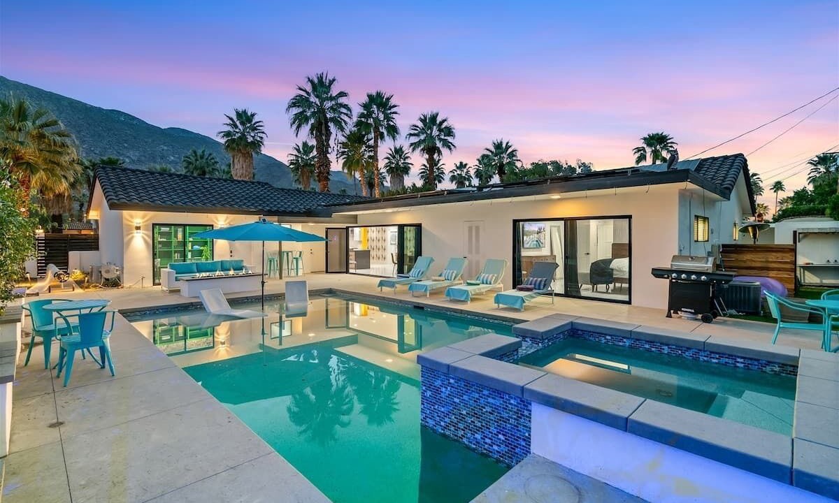 Photo of Outdoor in Warm Sands