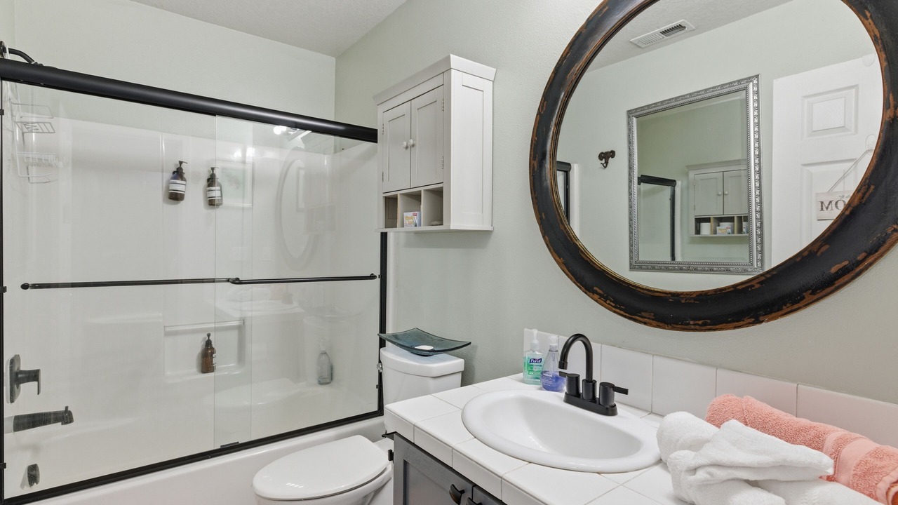 Photo of Bathroom in Aloha