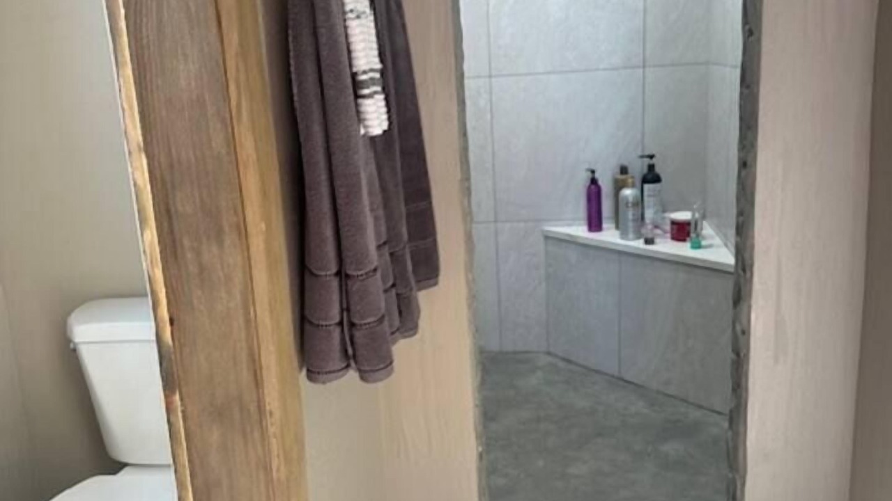 Photo of Bathroom in Lincoln County
