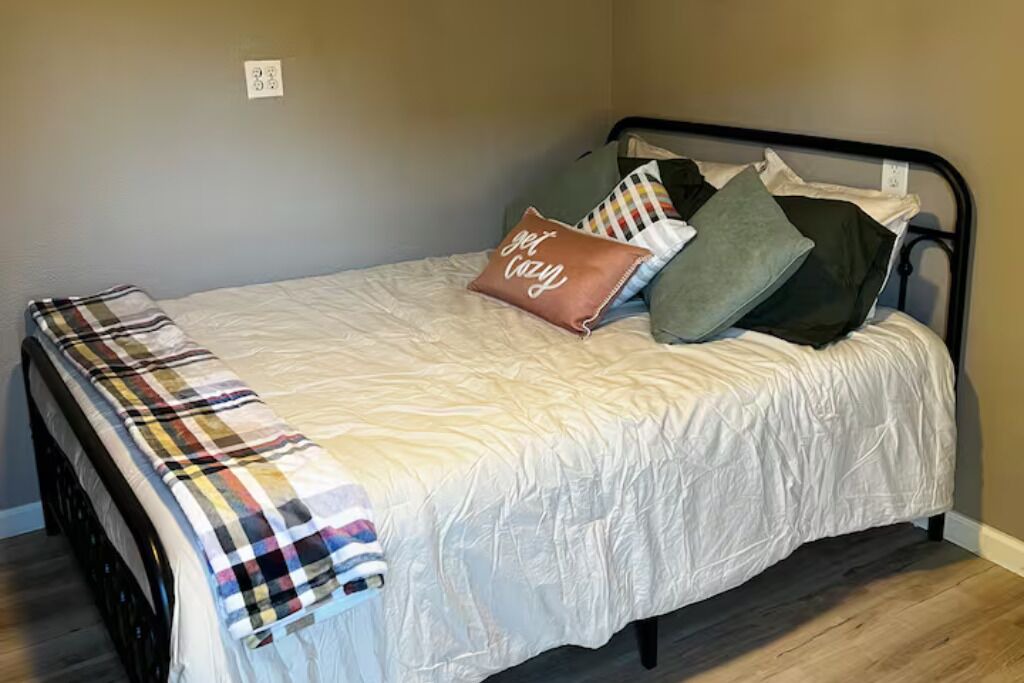 Photo of Bedroom in Red Bluff