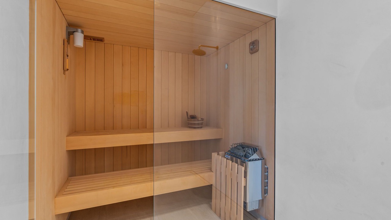 Photo of Bathroom in Powell Butte