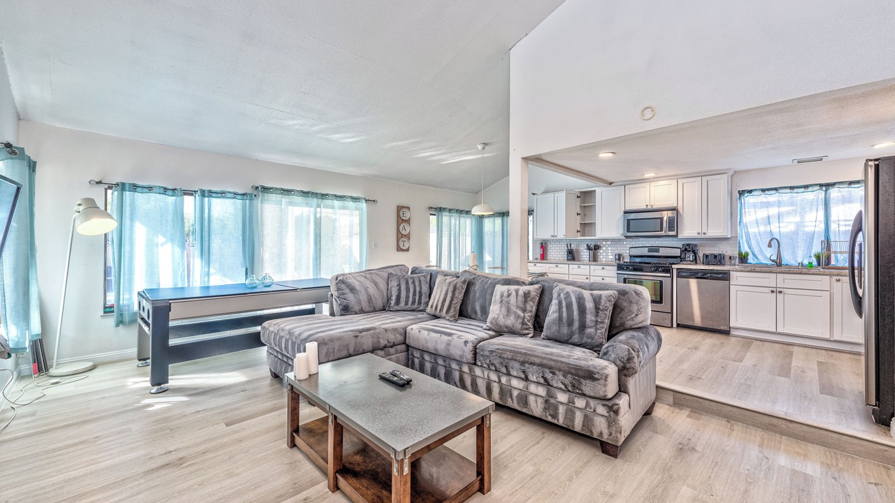 Photo of Livingroom in Paradise