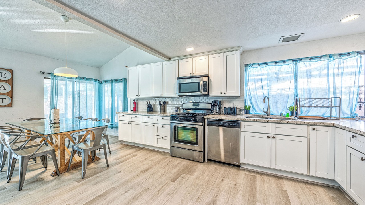 Photo of Kitchen in Paradise