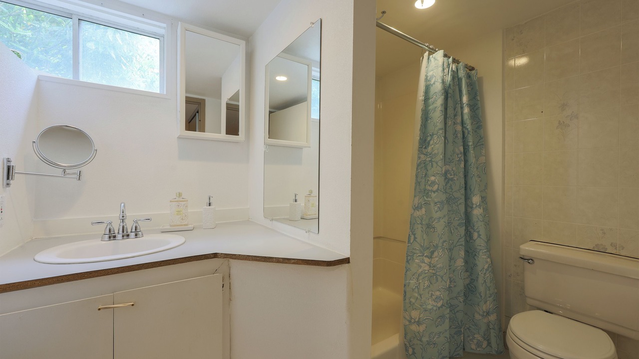 Photo of Bathroom in Oak Grove